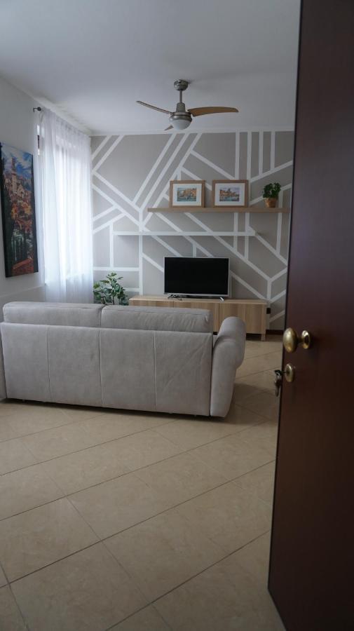 Appartamento A Verona E Parcheggio Nella Proprieta Ngoại thất bức ảnh