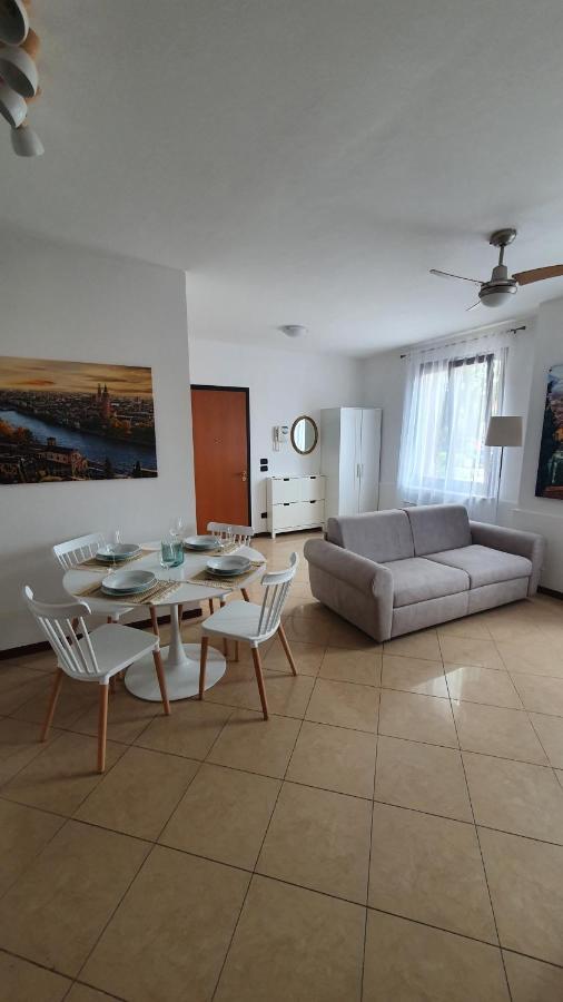Appartamento A Verona E Parcheggio Nella Proprieta Ngoại thất bức ảnh